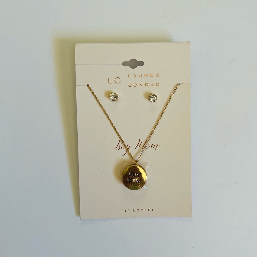 NWT LC Lauren Conrad Gold Tone “Boy Mom” Locket Necklace and Earring Set✨